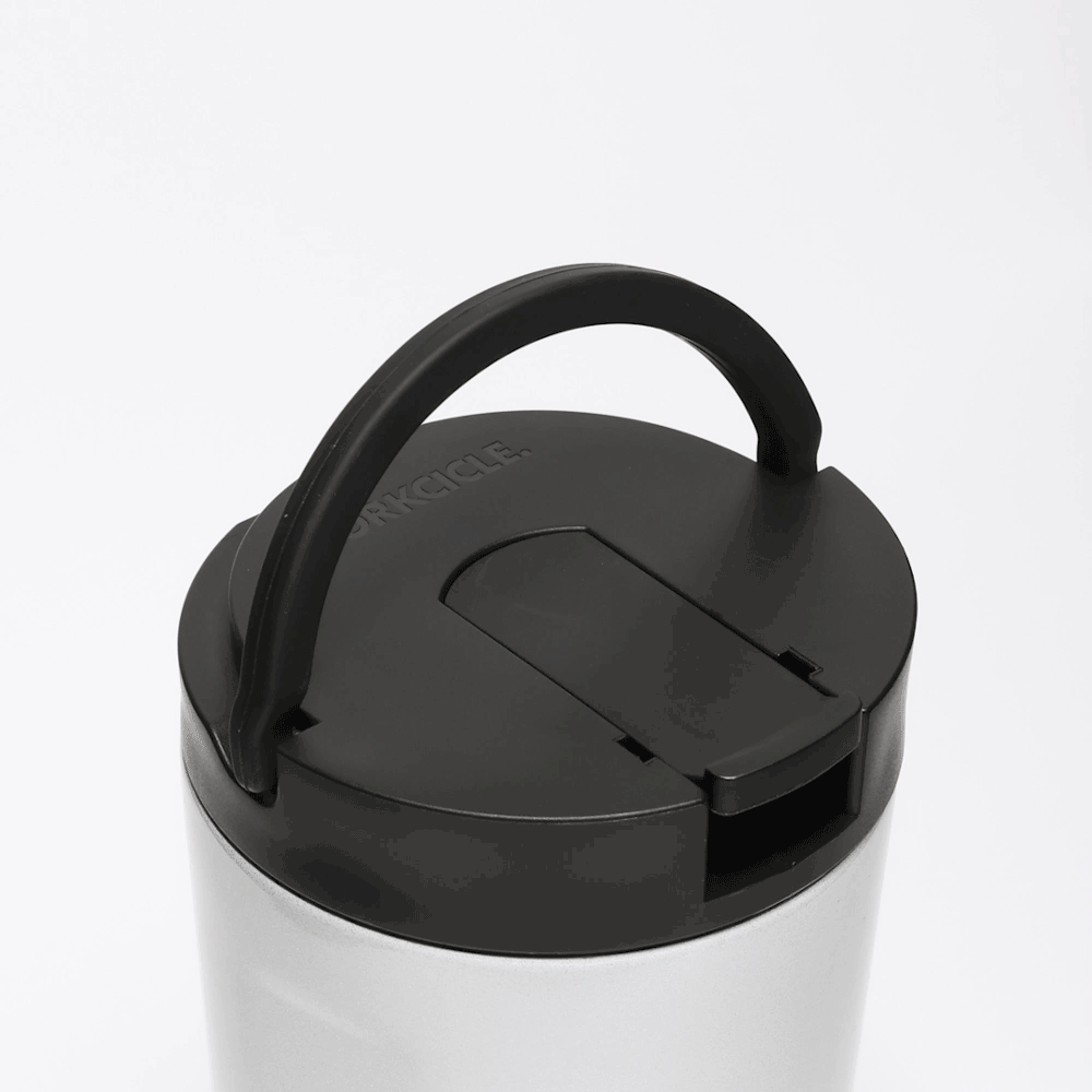 disney-kids-cup-f8 Kids_Cup_28_0906b7b6-4acf-4cb6-8c0d-d15f57c40b85.gif